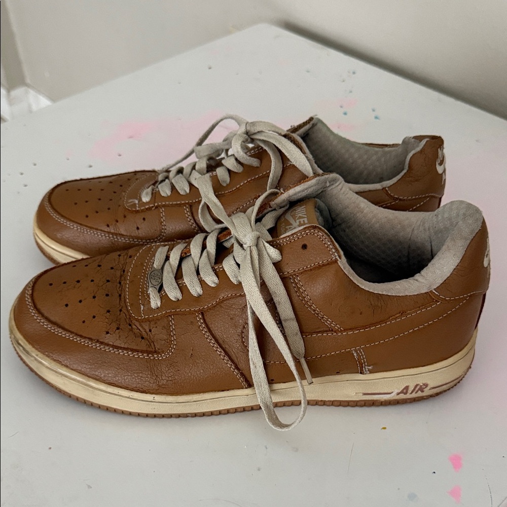 Nike Men's Brown Leather Low-Top Sneakers Size 11